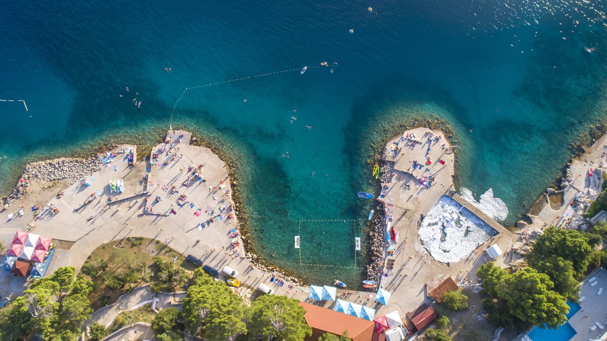 Karlobag: križišče med Jadranom in Velebitomtest